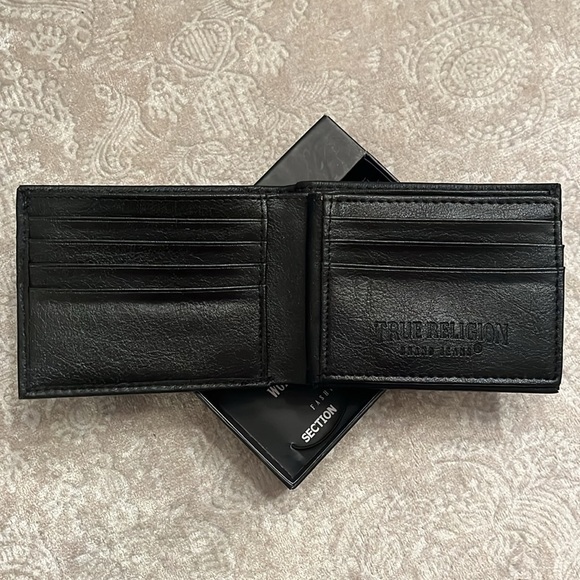 Brand New True Religion Genuine Leather Black Wallet w/ Silver Tone Metal Logo - Picture 9 of 16